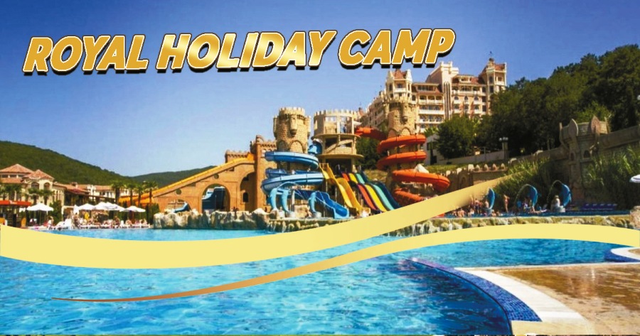 Діти беруть участь у командній грі на пляжі в таборі Royal Holiday Camp, літо 2025