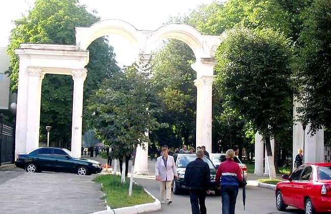 Парк Горкого и город Виннца